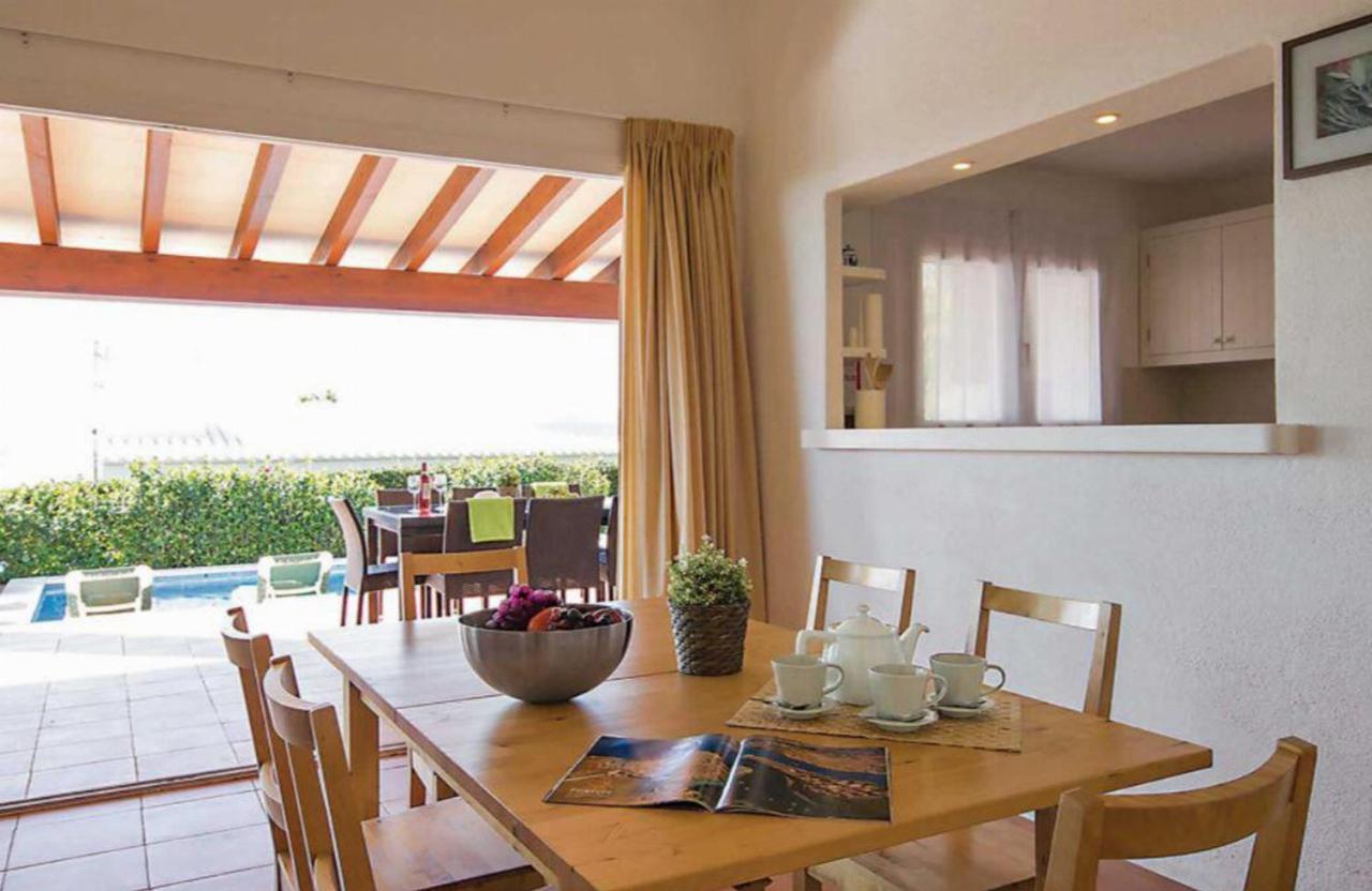 Villa Binipaco บินิเบกา ภายนอก รูปภาพ